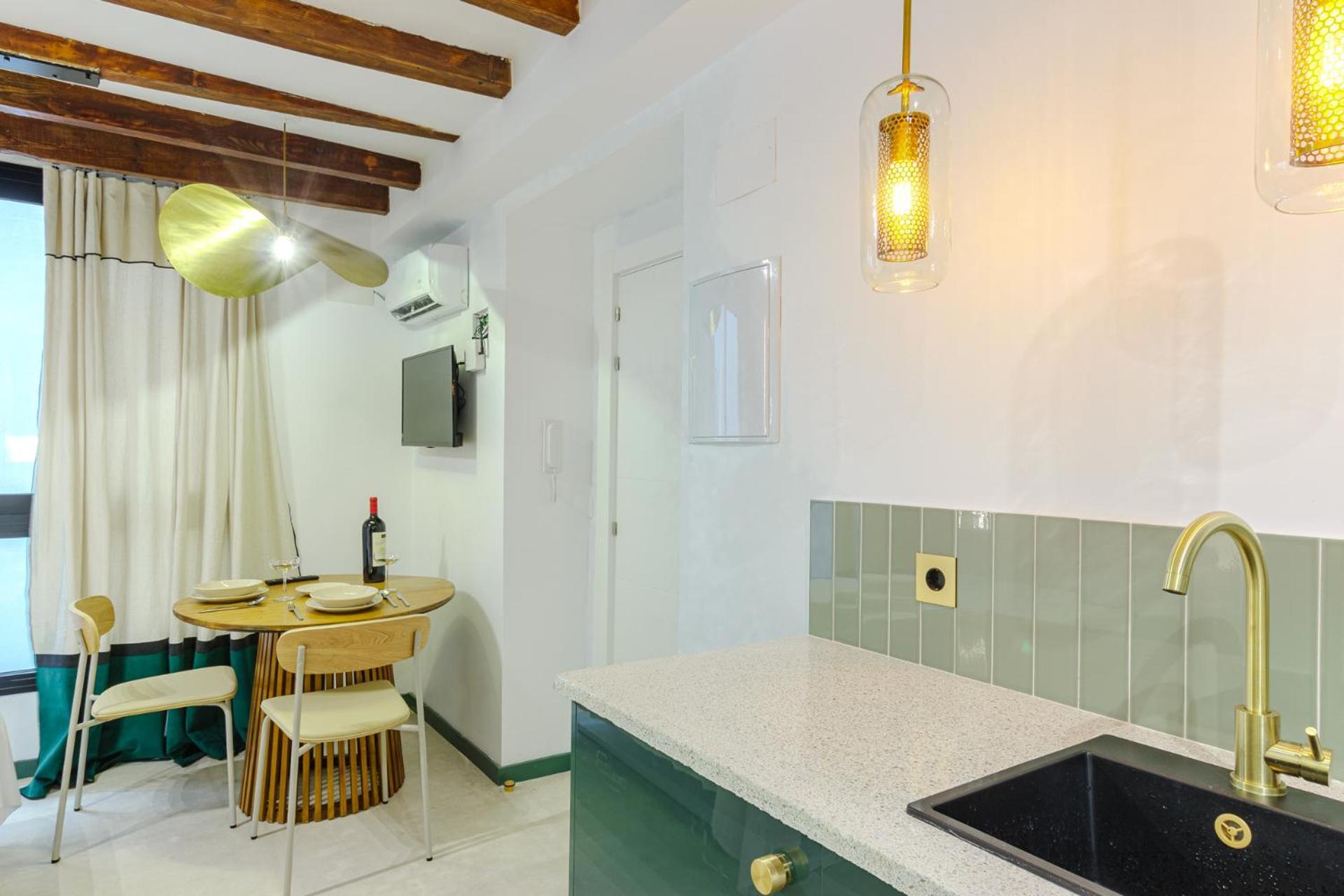 Refined And Practical Studio In Historic Center Of 阿利坎特 外观 照片